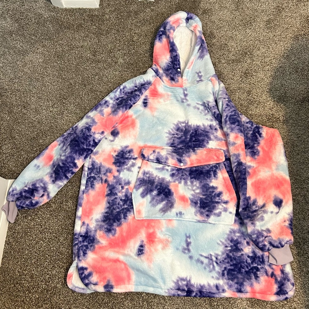 Oversized Wearable Blanket Hoodie